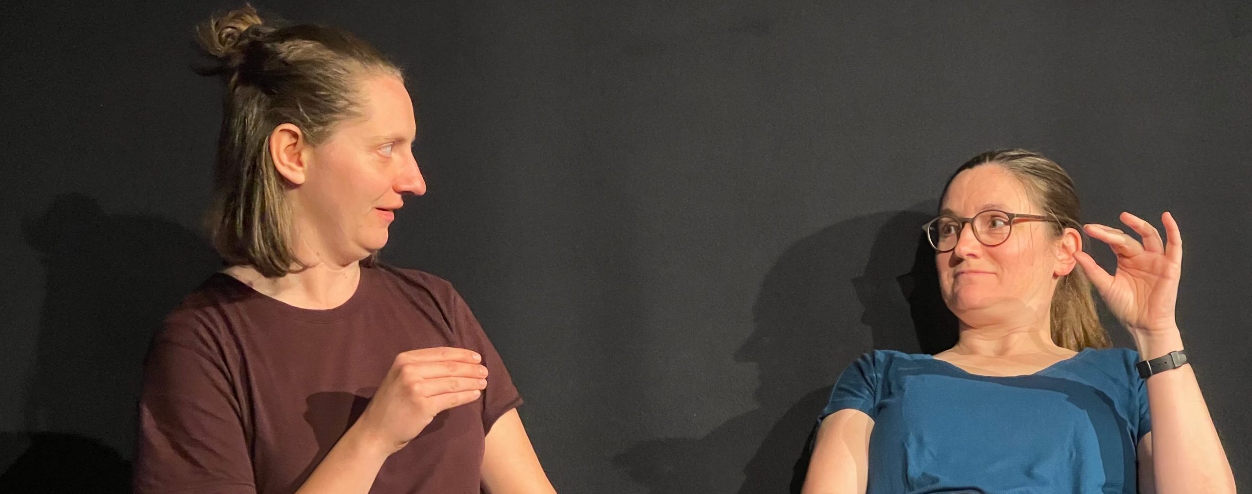 Spezialkurs: "Von Prinzen und Cowgirls – Geschlechterrollen in der Impro " mit Leonie Traffelet & Daniela Landert  